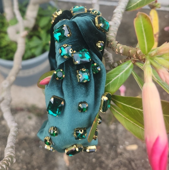 NEW! Faux green esmerald headband - Luxury hair accesory - Picture 11 of 11